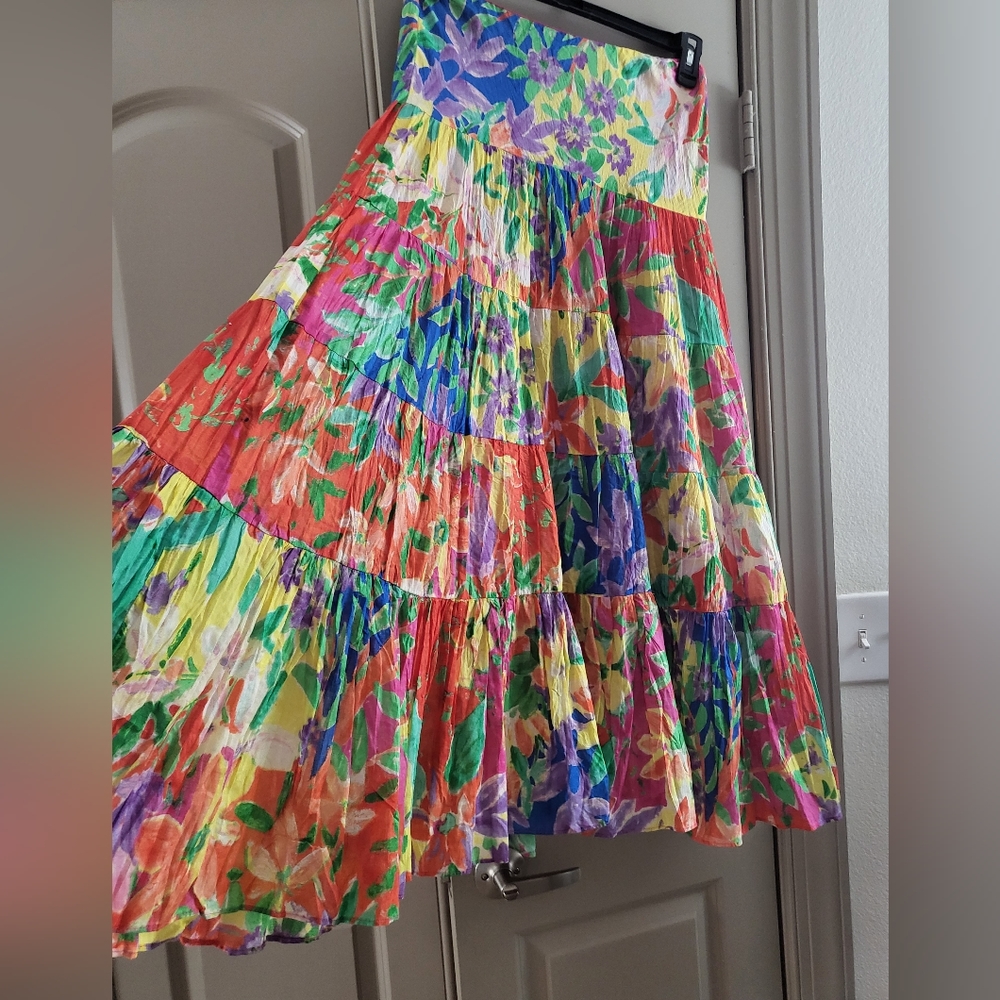 GEORGEOUS LAUREN Ralf Lauren Maxi Skirt - LIKE NEW condition